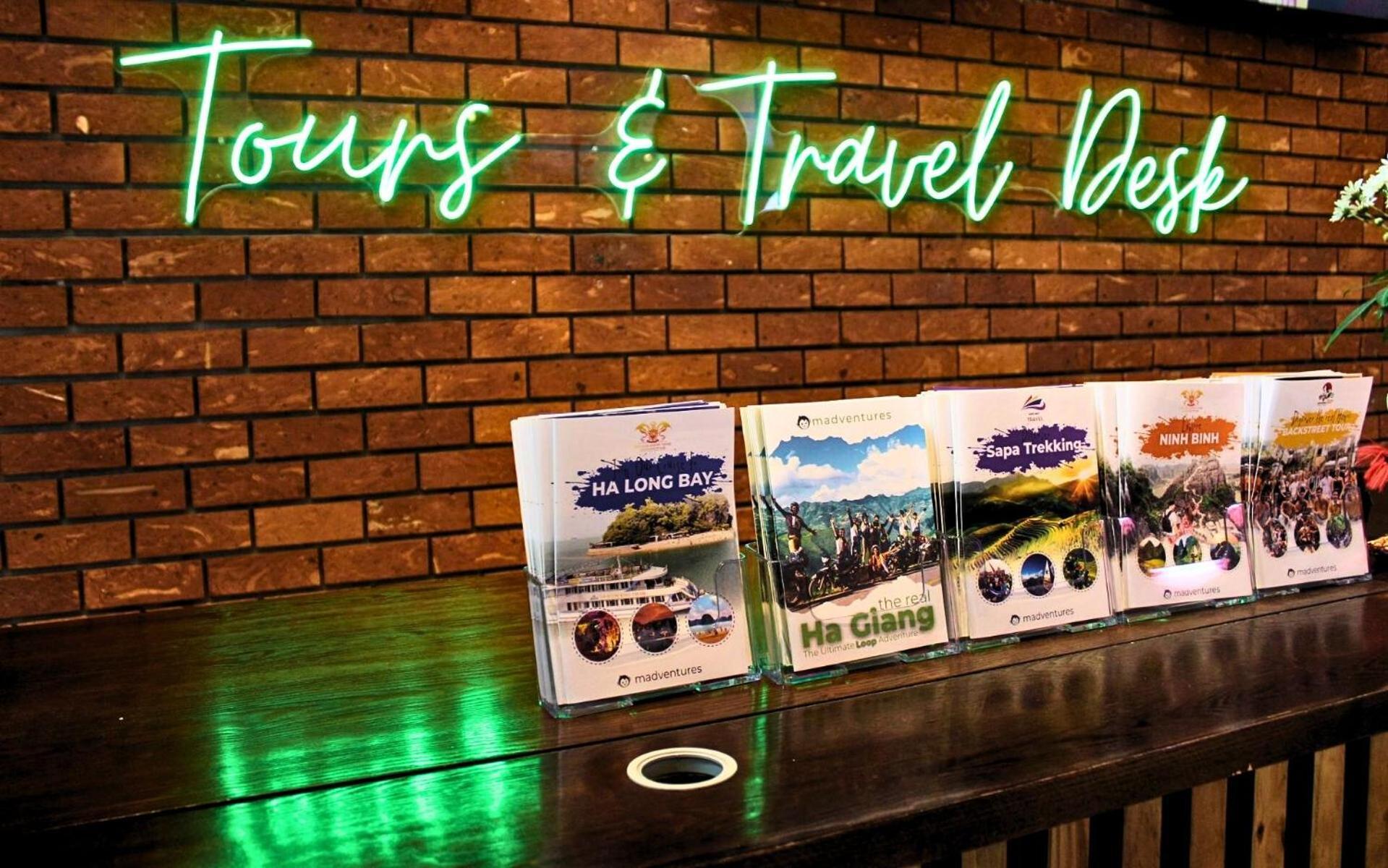 Mad Monkey Hanoi Hostel Dış mekan fotoğraf
